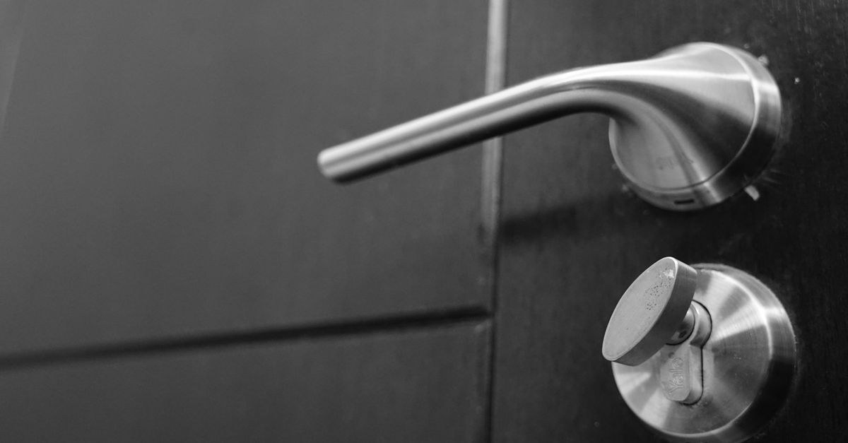 locksmith service technician — Jamaica Locksmith Queens