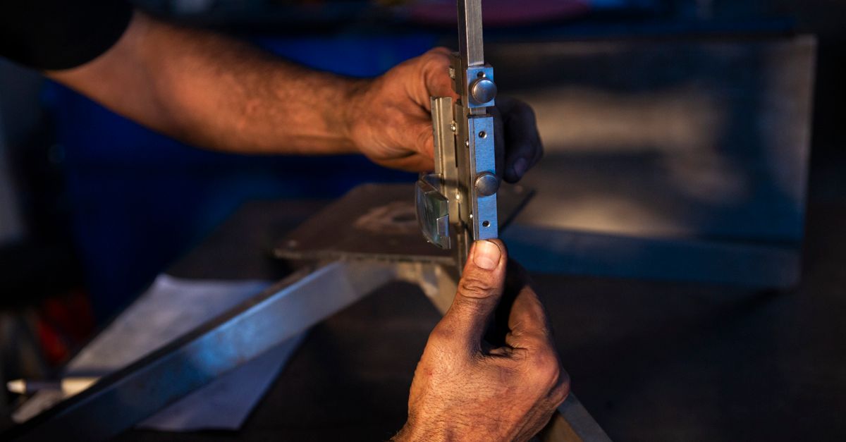locksmith service technician — Jamaica Locksmith Queens