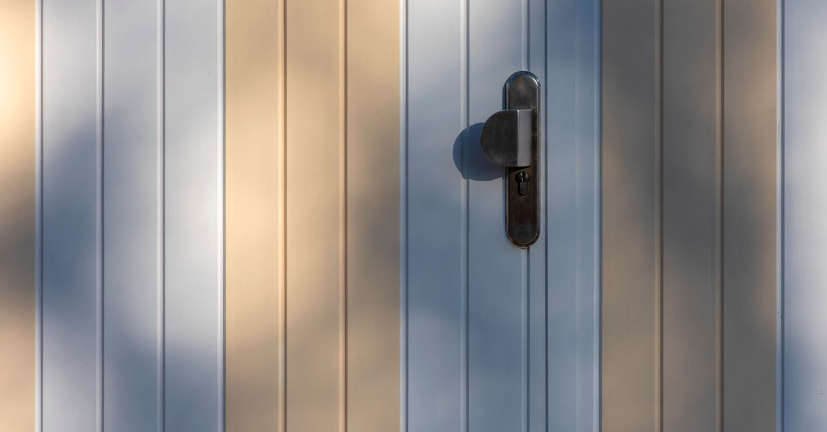 Why a Deadbolt Alone Is Only Half the Job — Jamaica Locksmith Queens
